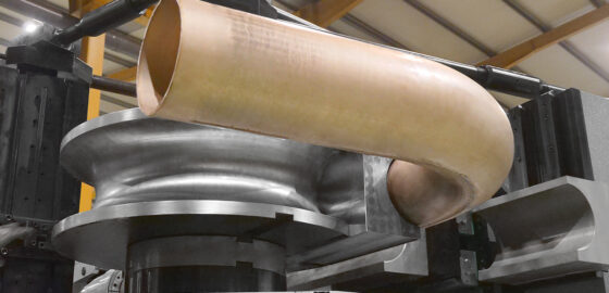 Machine de flexion des tuyaux et tubes CNC