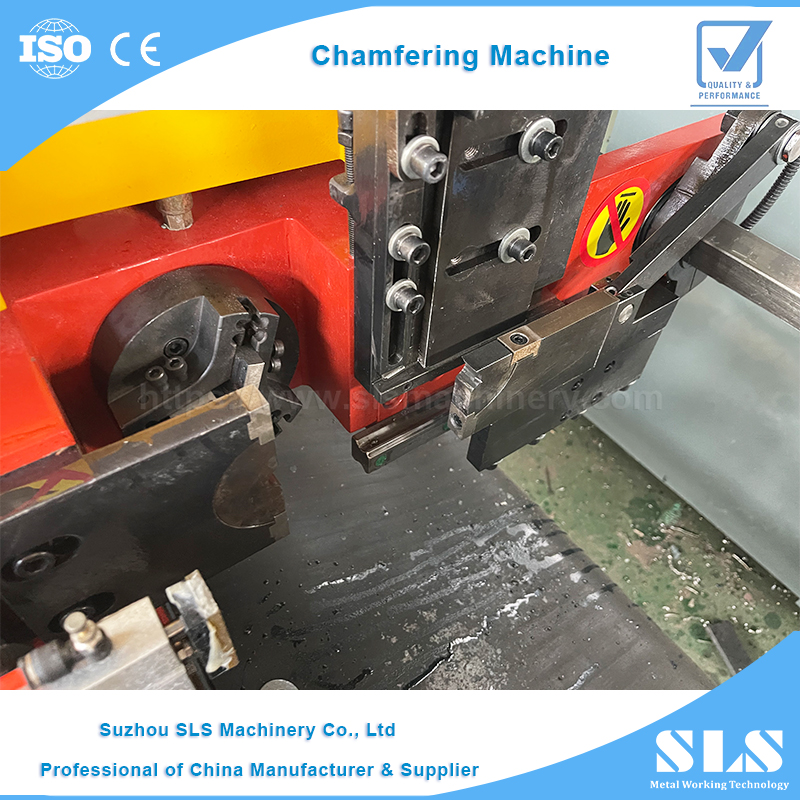 Machine de chanfreinage à double tête de SLS | Solutions automatiques pour le lissage du déburoir de tube / barres et tuyaux de tige solide Fonctionment